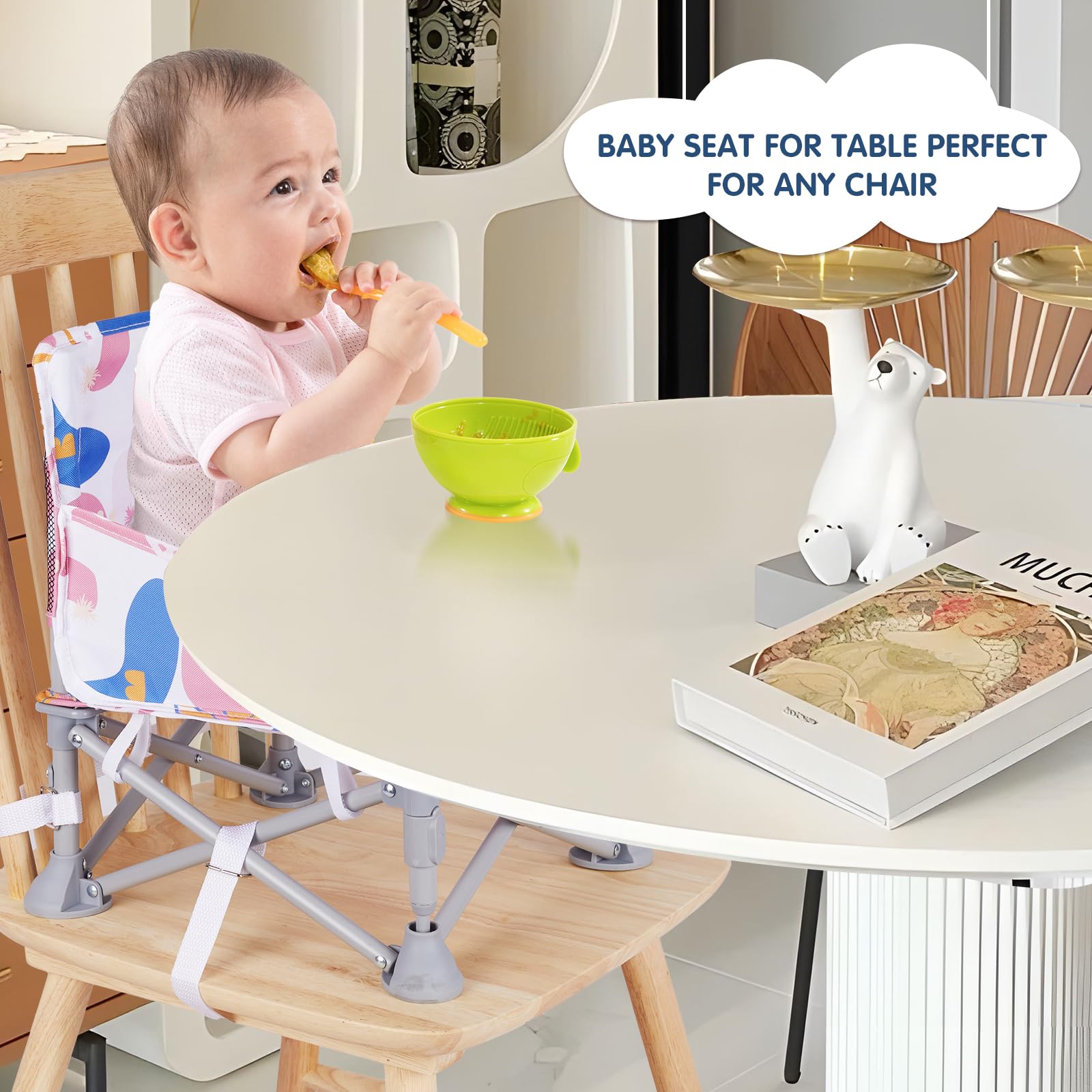 Otrolepota easy-clean fabric with removable tray simplifies cleanup after meals.