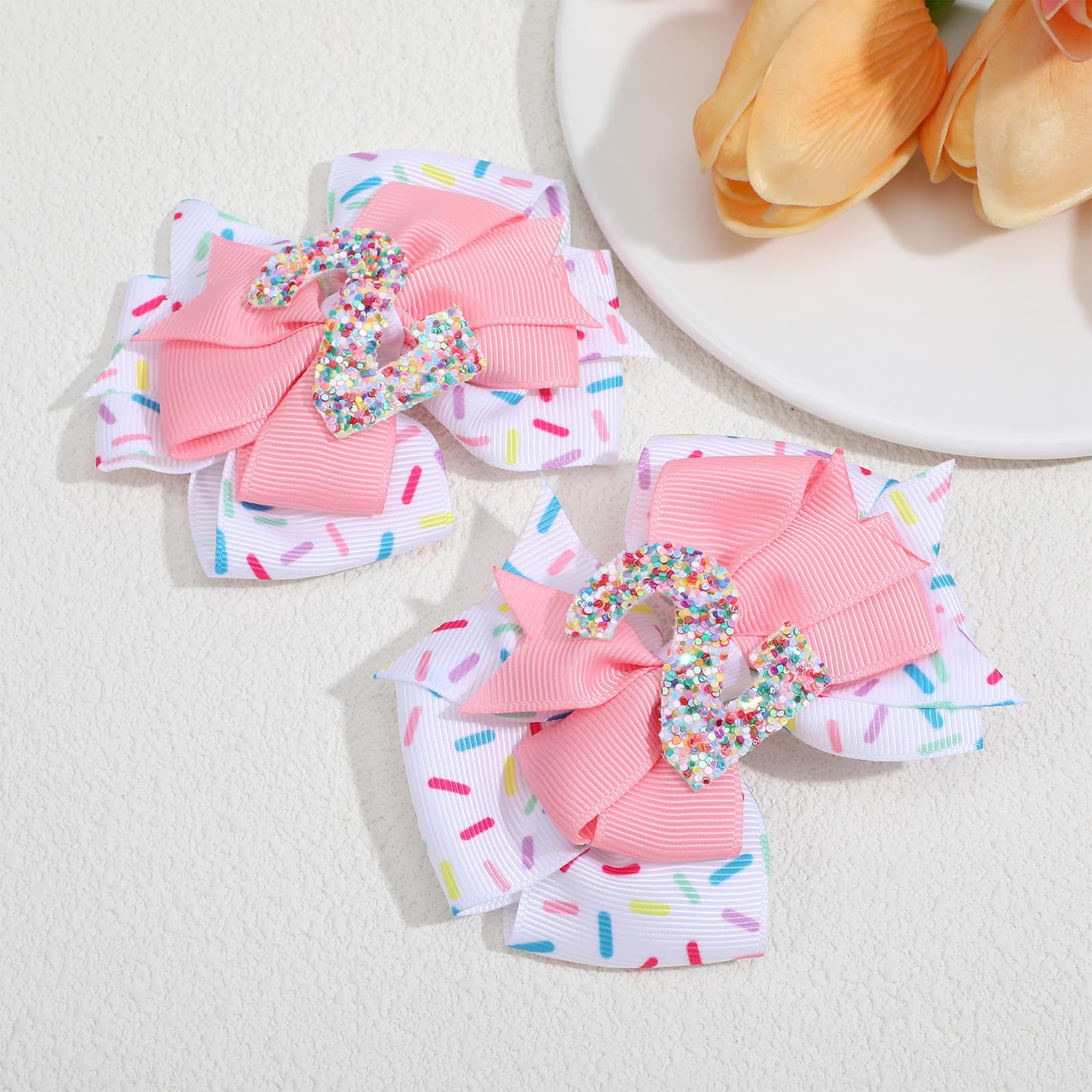 Ouligay glitter-number-2 bow elevates party styling with subtle sparkle