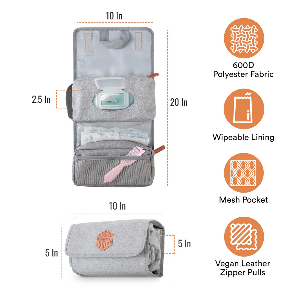 Outbound Basics multiple pockets help keep small items accessible.