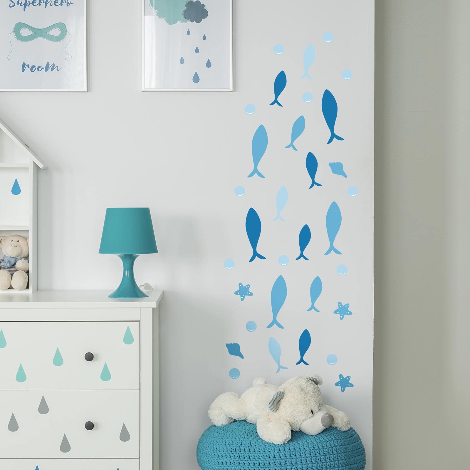 Outus 3D undersea wall decals create depth on smooth surfaces.