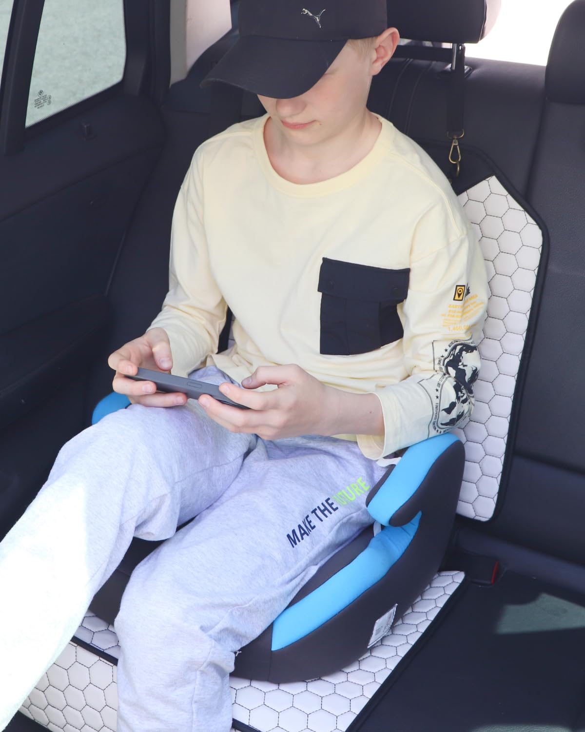 Owleys seat protector fits most cars and child seats for versatile use.