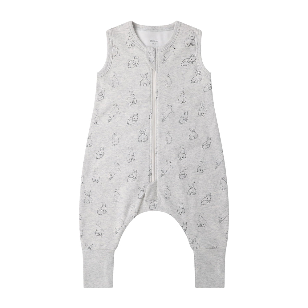 Owlivia 1.0 Tog sleeping bag in gray rabbit, front view for all-season comfort