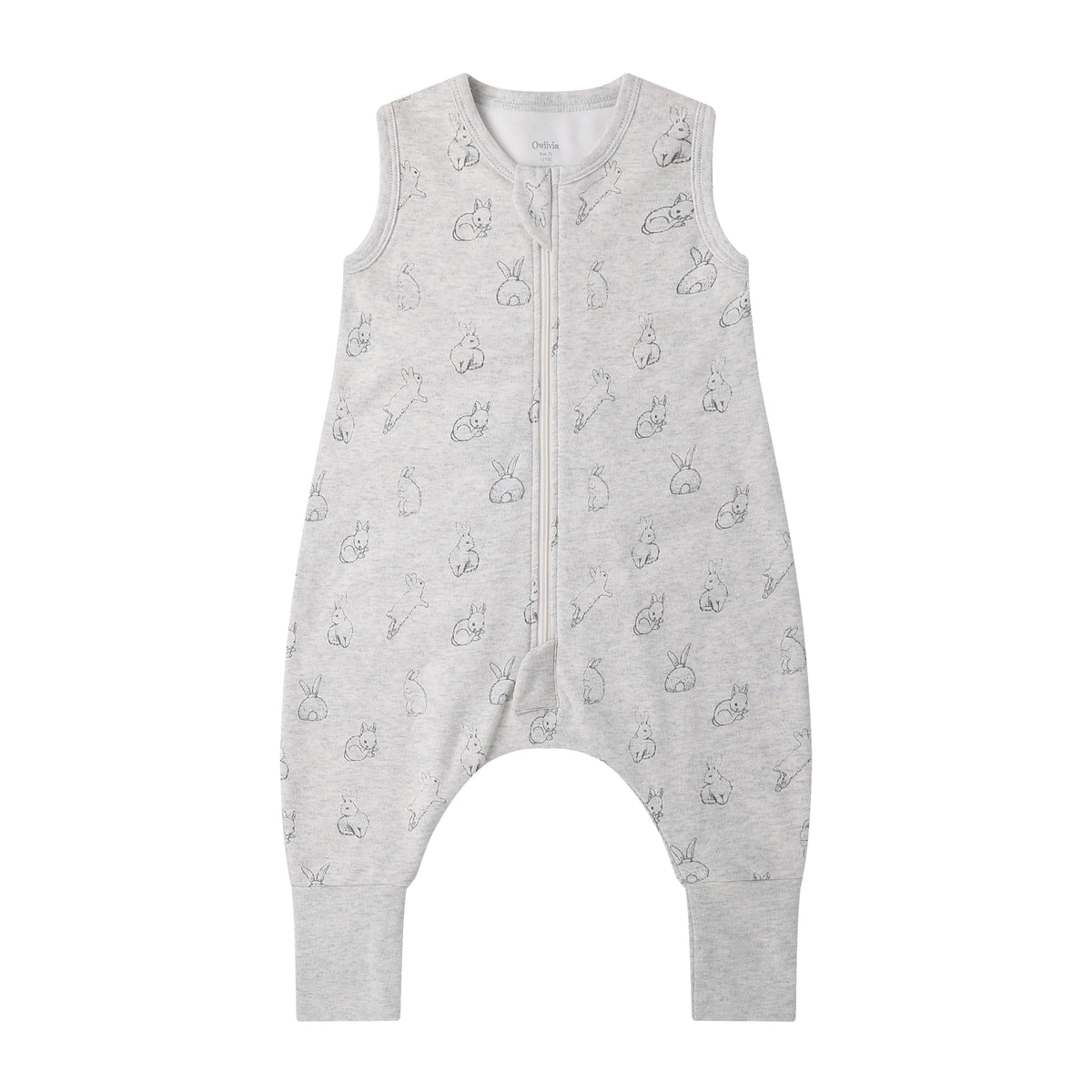Owlivia 1.0 Tog sleeping bag in gray rabbit, front view for all-season comfort