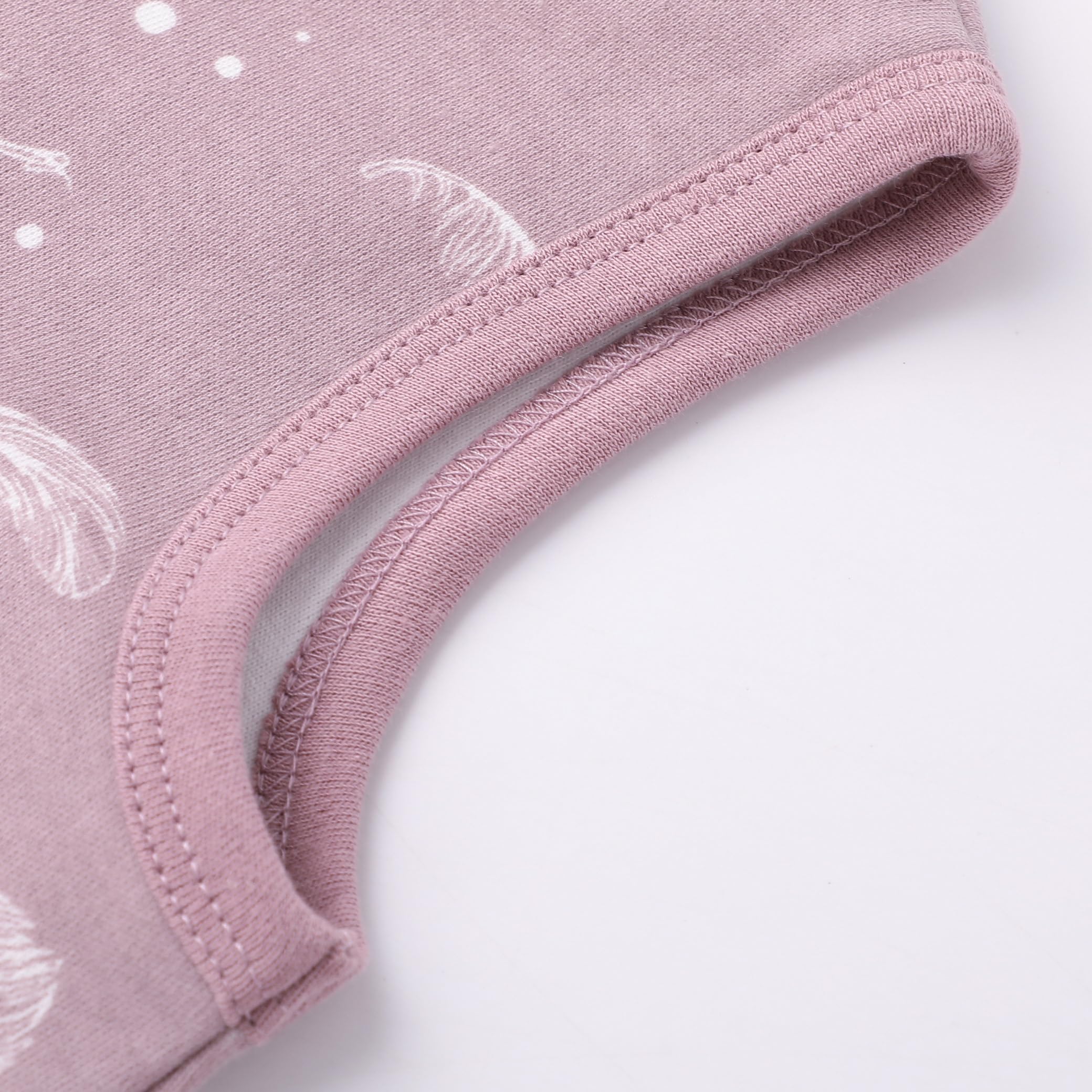 Owlivia 1.0 Tog year-round use image demonstrates warm, versatile coverage.