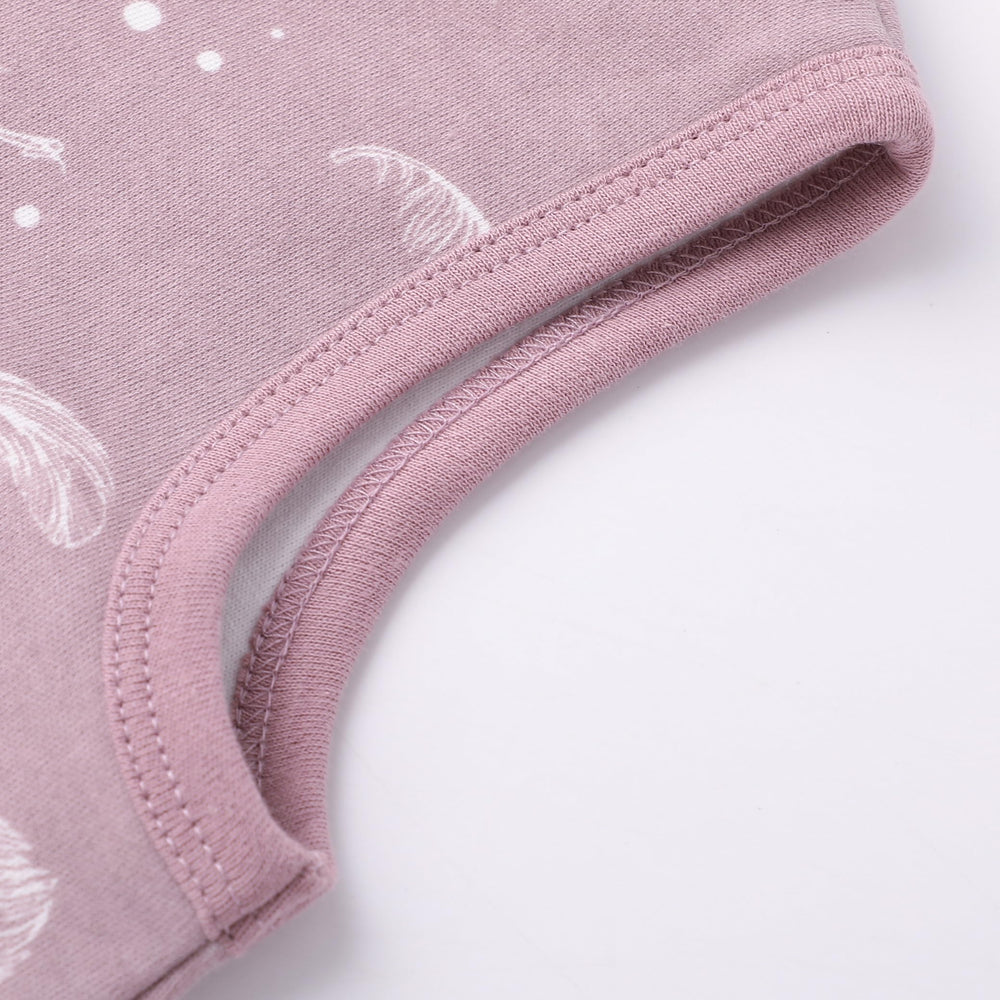 Owlivia 1.0 Tog year-round use image demonstrates warm, versatile coverage.