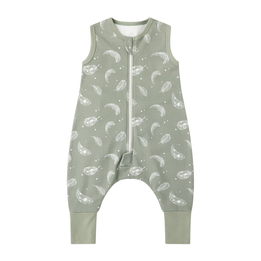 Owlivia baby sleeping bag with feet—closeup of soft organic cotton in Green Feather