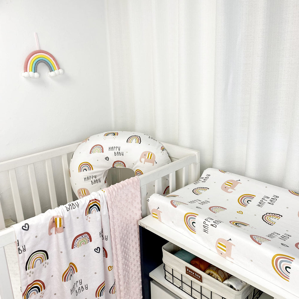 Owlowla changing pad cover is machine washable for quick cleanup.