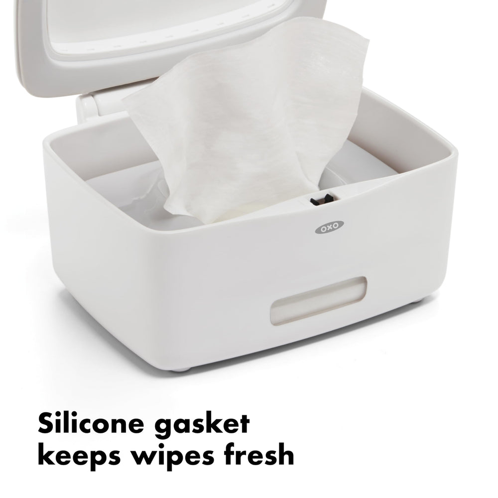 OXO Good Grips PerfectPull indicator window shows remaining wipes clearly.