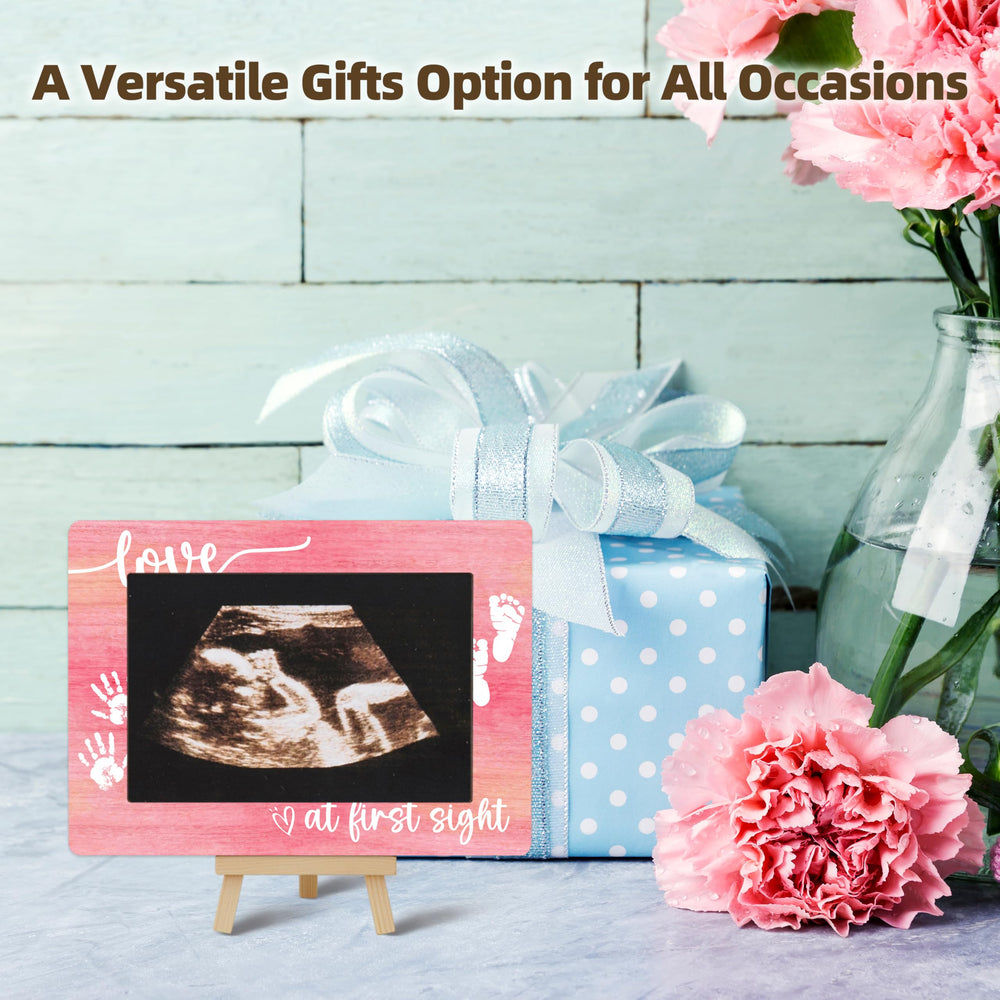 OXRUN Pregnancy announcement frame makes gifting to family thoughtful.