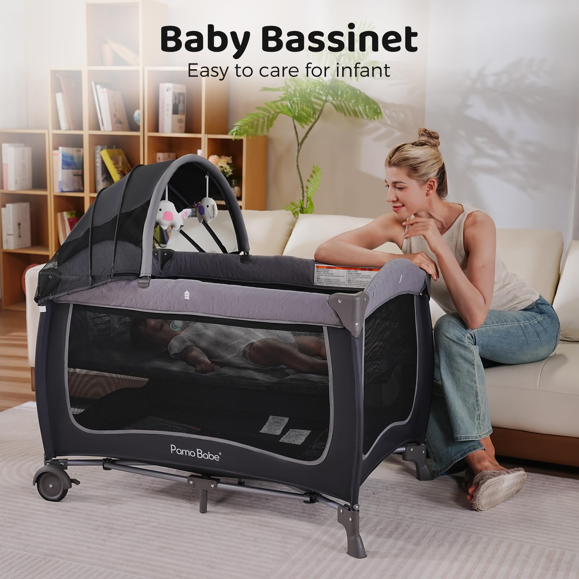 Pamo Babe wheels with brakes enable smooth, controlled movement.