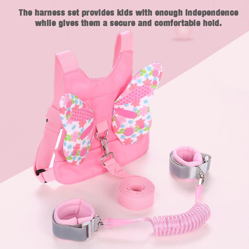 PandaEar 360 swivel connector reduces twisting during active play.