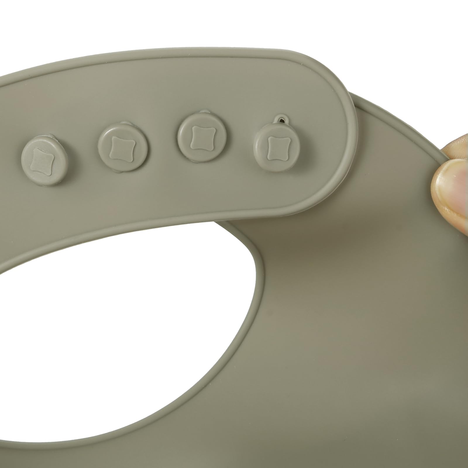 PandaEar baby bib BPA-free waterproof construction keeps mealtimes safe.