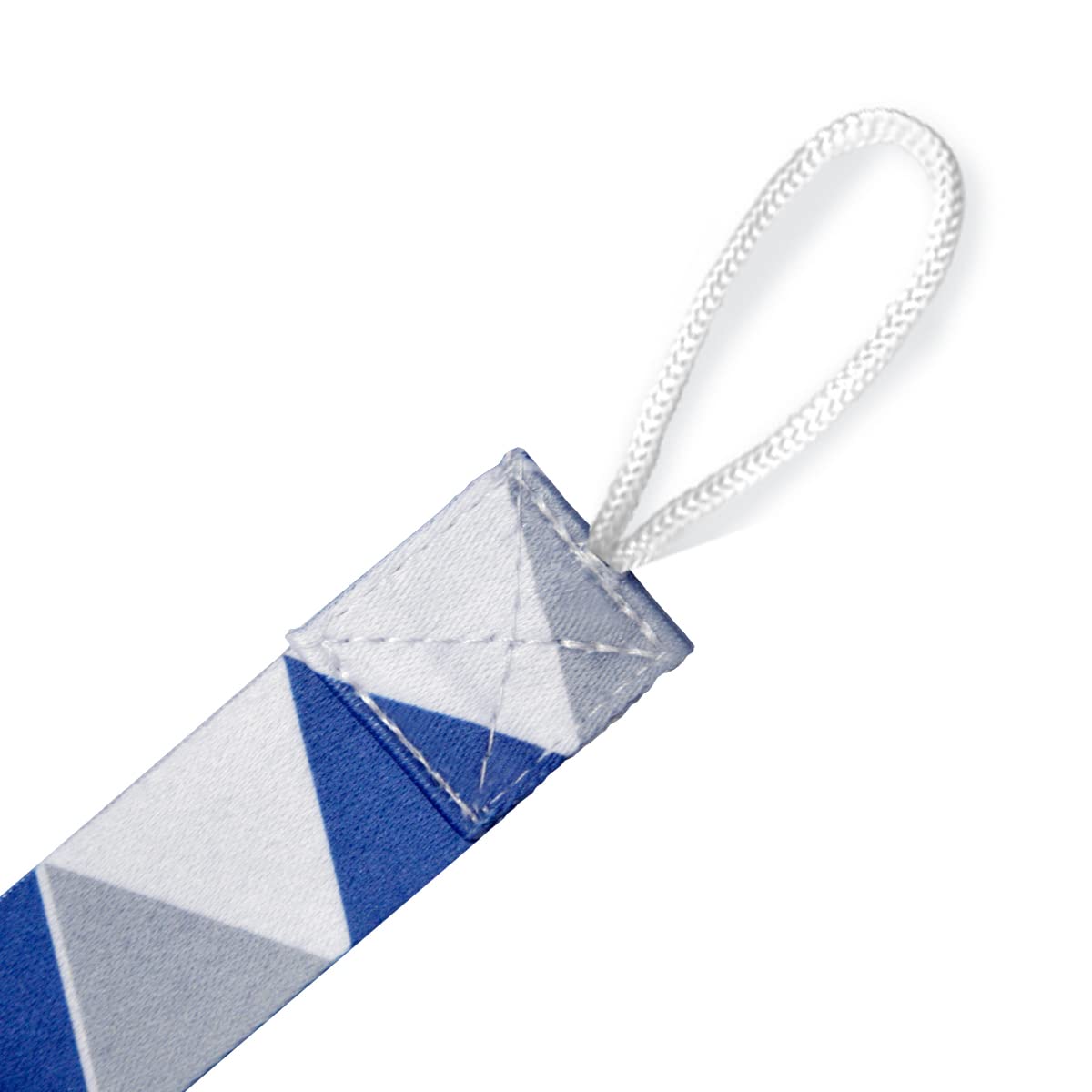 PandaEar washable-leash lifestyle shot emphasizes easy cleaning for daily use.