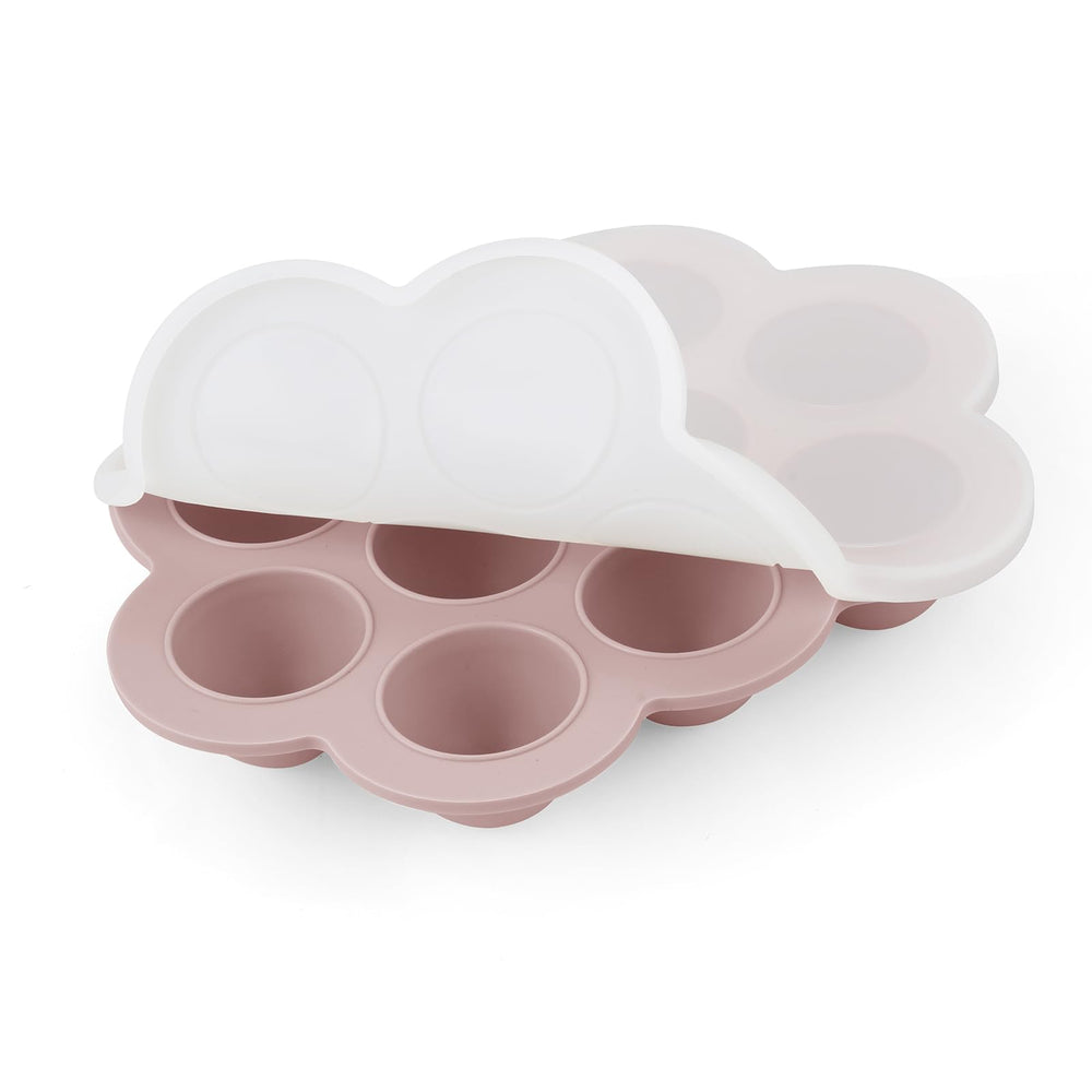PandaEar flexible-nonstick-silicone tray demonstrates easy food release for quick meals.