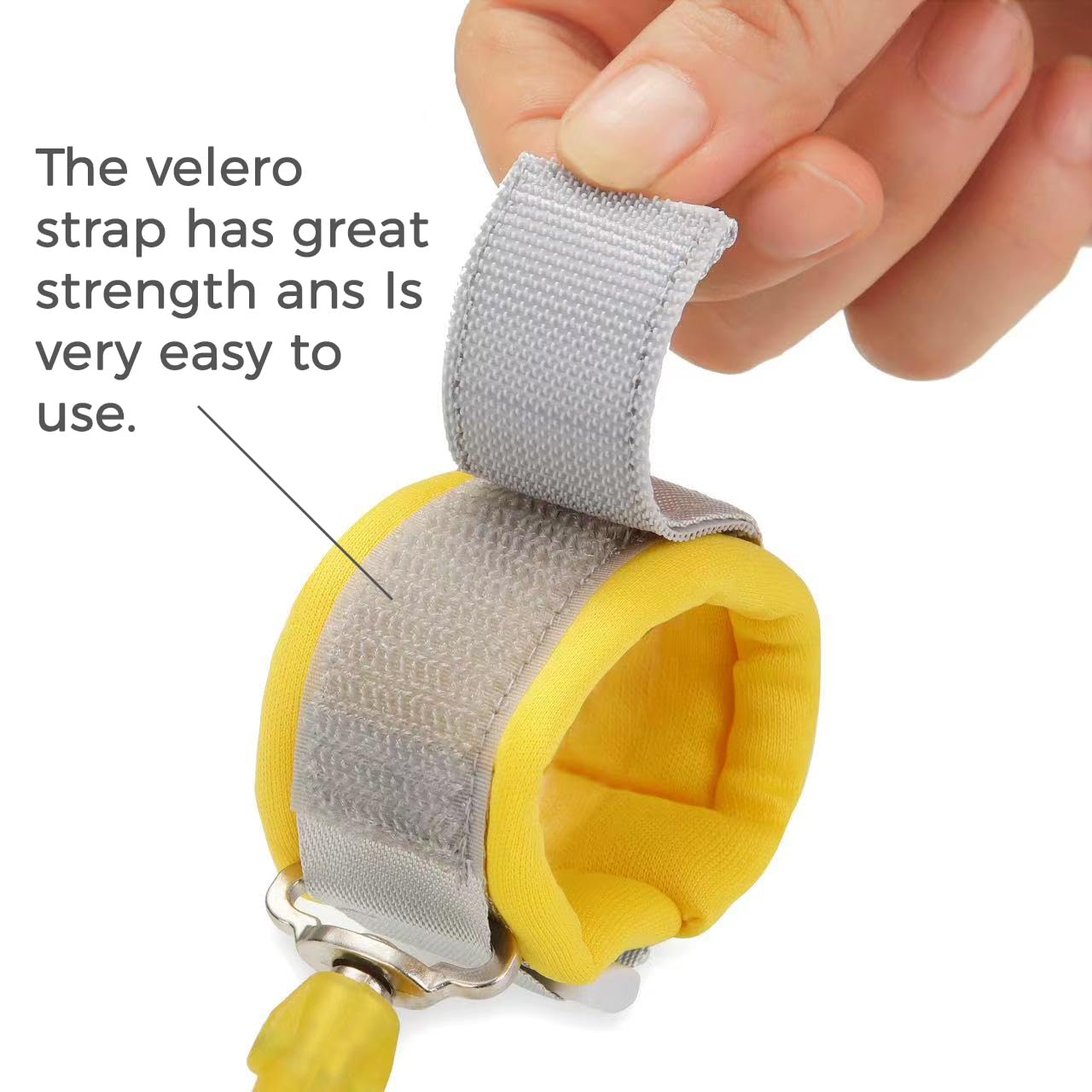 PandaEar lightweight foldable design is easy to carry on trips.
