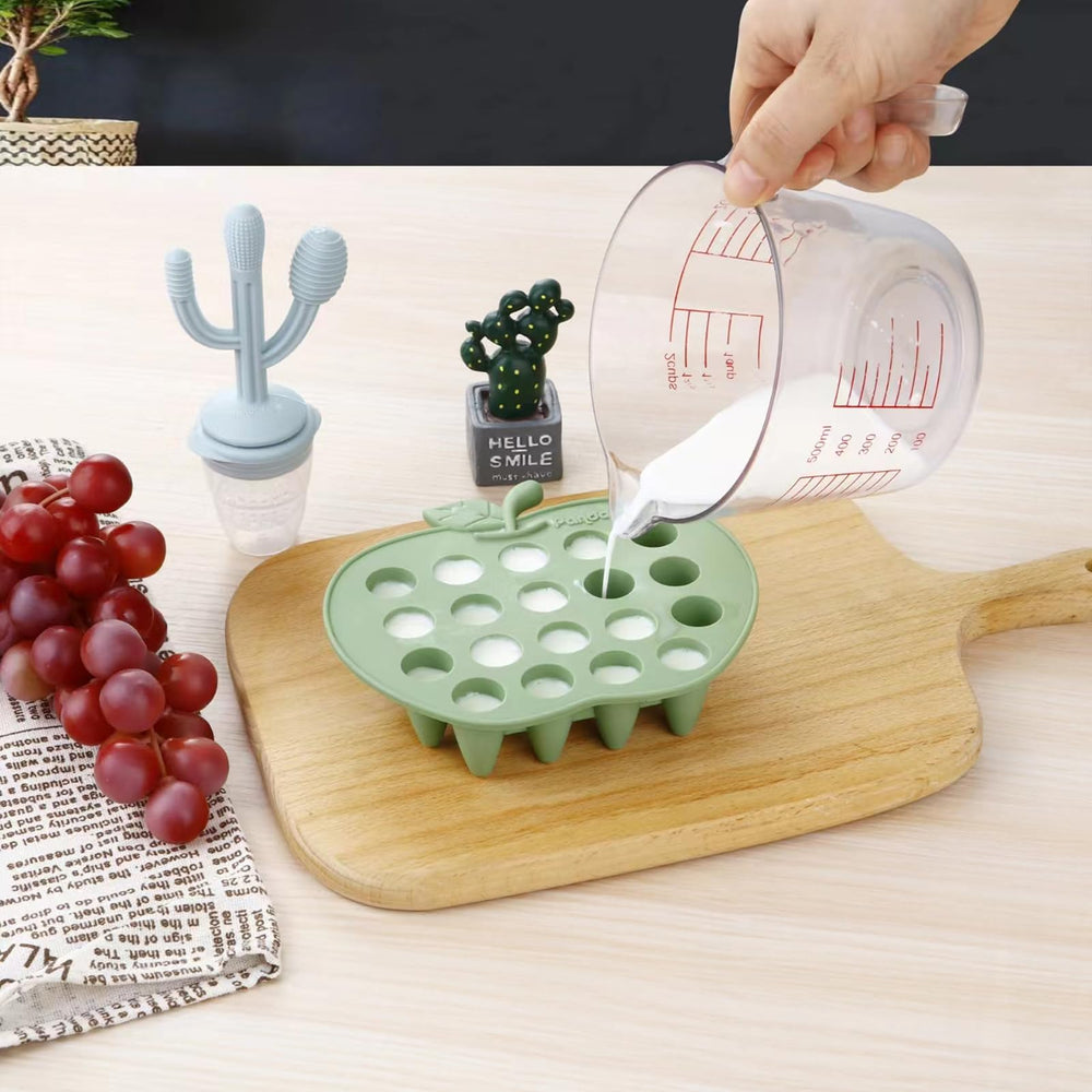 PandaEar silicone molds show BPA-free material, ensuring safe, freezer-to-steam versatility for baby foods.