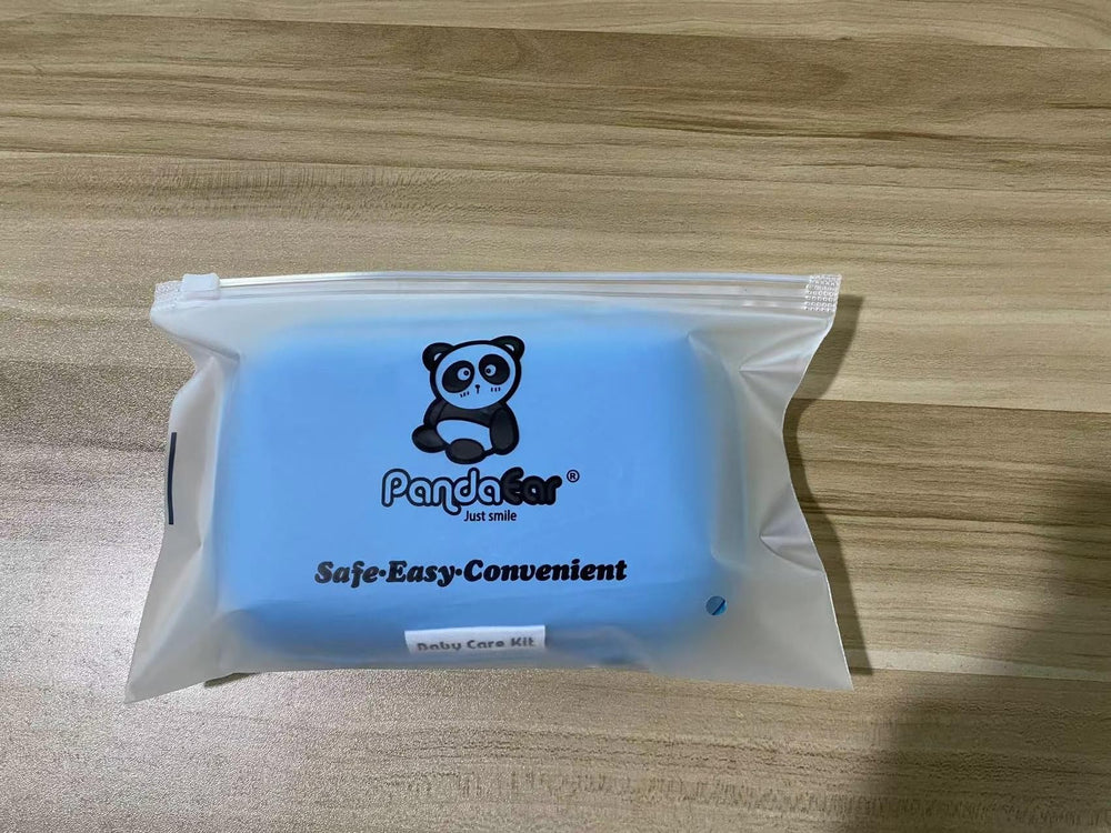 PandaEar-tweezers-bpa-free-soft-tip: soft-tip tweezers for delicate cleaning.