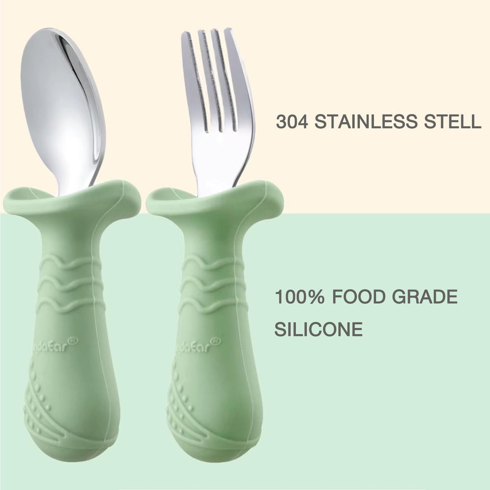 PandaEar travel-case utensil set – perfect for on-the-go family meals.