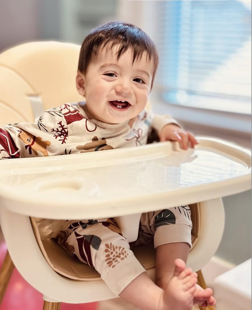 PandaEar 3-in-1 high chair removable tray simplifies snack time cleanup