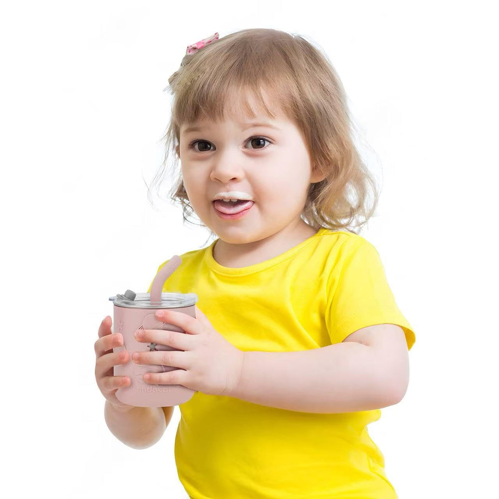 PandaEar pink sleeve accents add a playful touch to mealtimes.