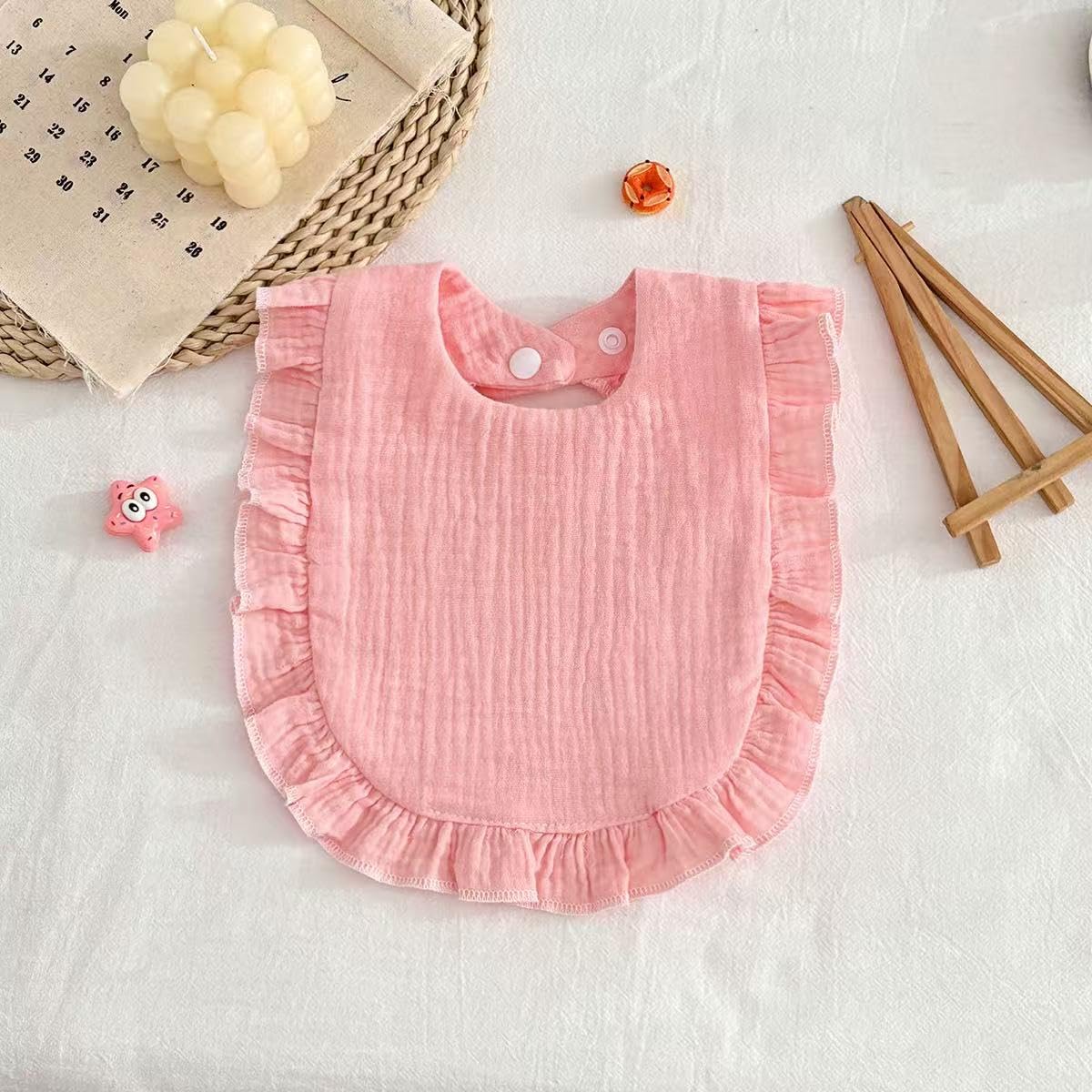 PandaEar adjustable bib fits 0–24 months.