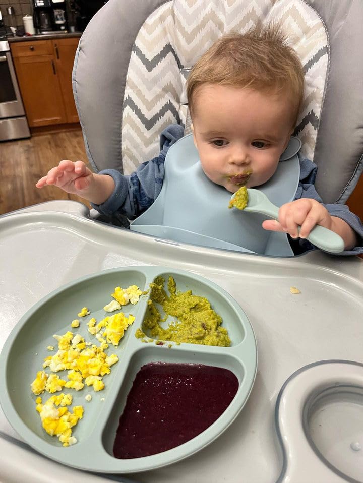 PandaEar BPA-free silicone material supports safe, everyday meals.