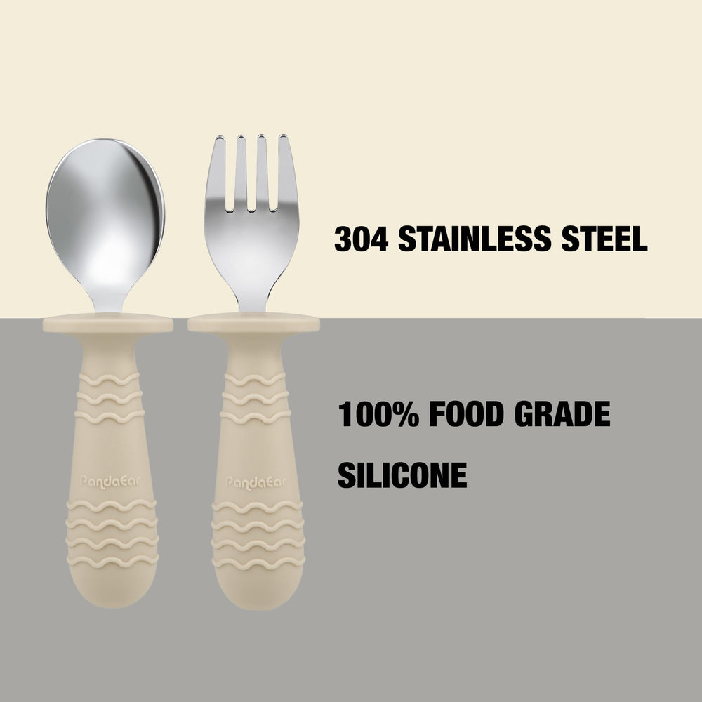 PandaEar four-suction-cup base keeps plates firmly attached.