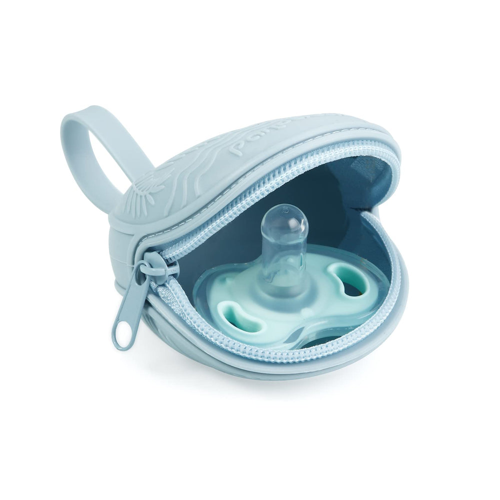 PandaEar pacifier holder dishwasher-safe silicone detail highlights easy cleaning.