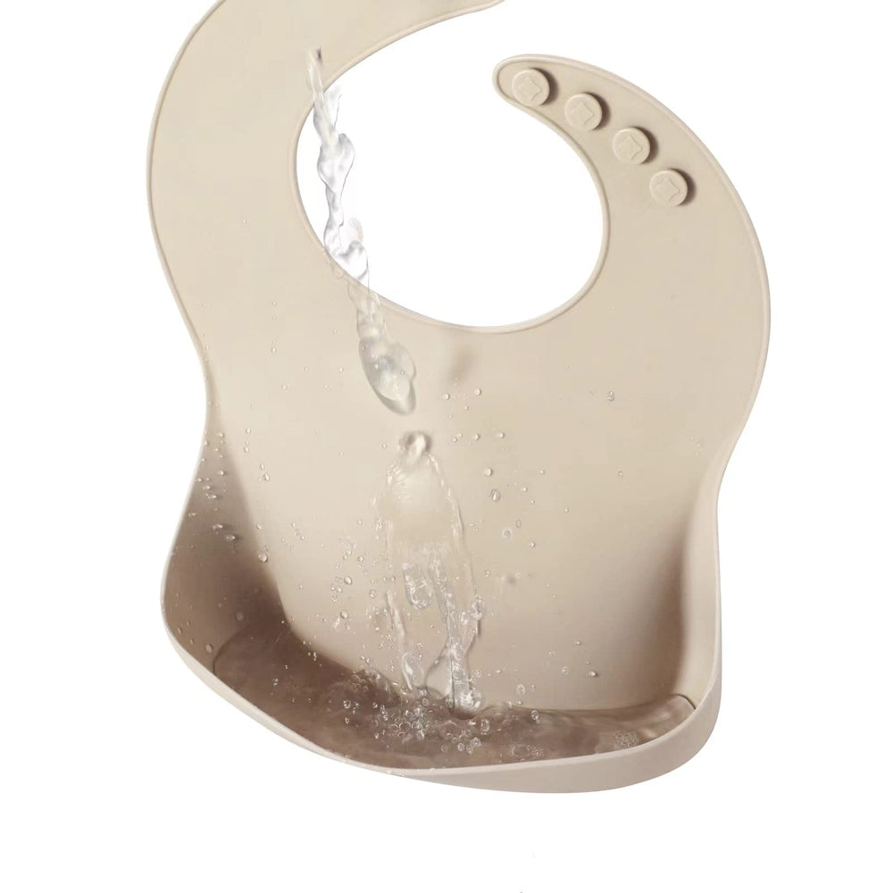 PandaEar silicone baby bib suitable from 6 months to 6 years.
