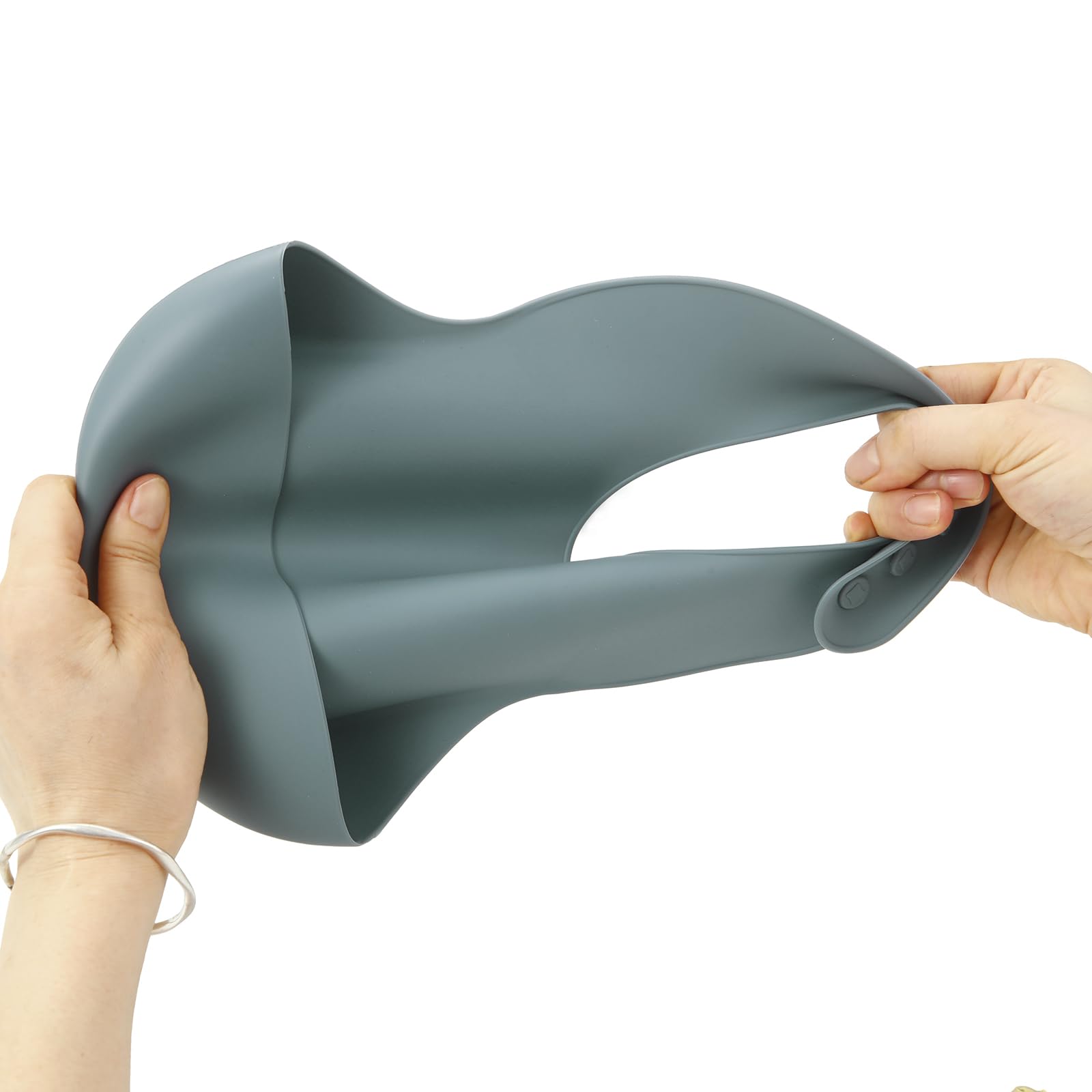 PandaEar BPA-free bibs keep meals tidy and easy to wipe.