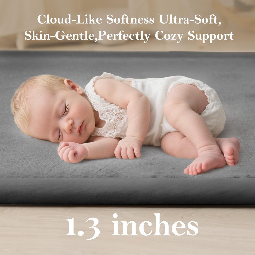 PapaMama Baby Play Mat cushion close-up showing 1.3-inch memory foam support
