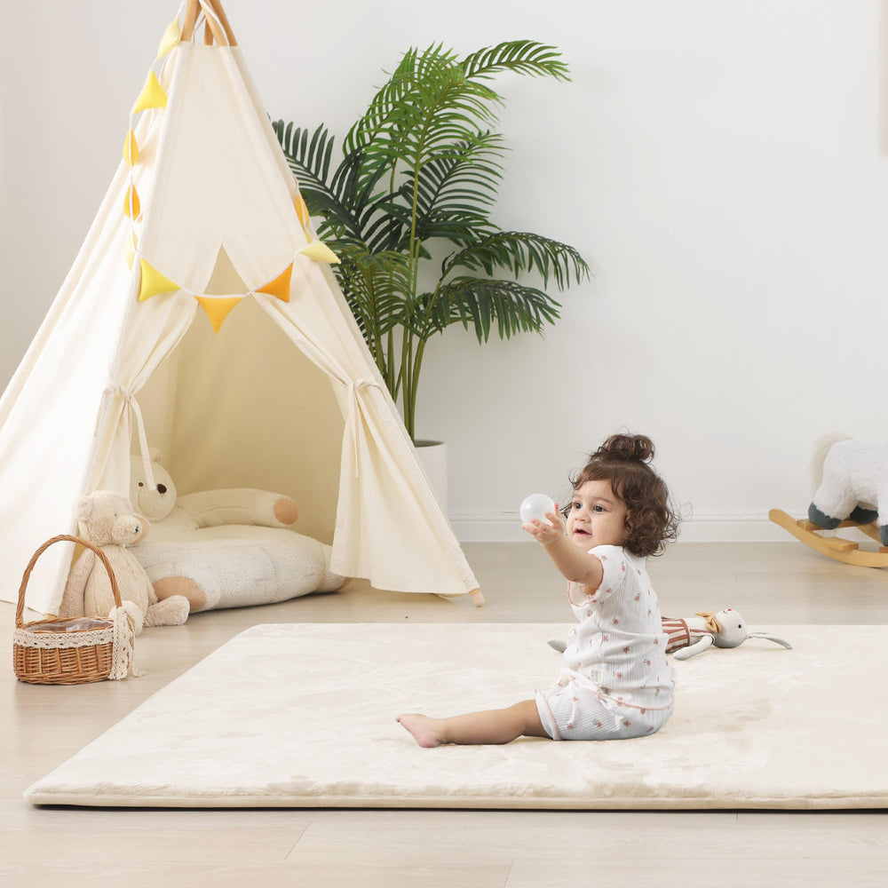 PaPaMat 1.5in non-slip base keeps mat in place during play