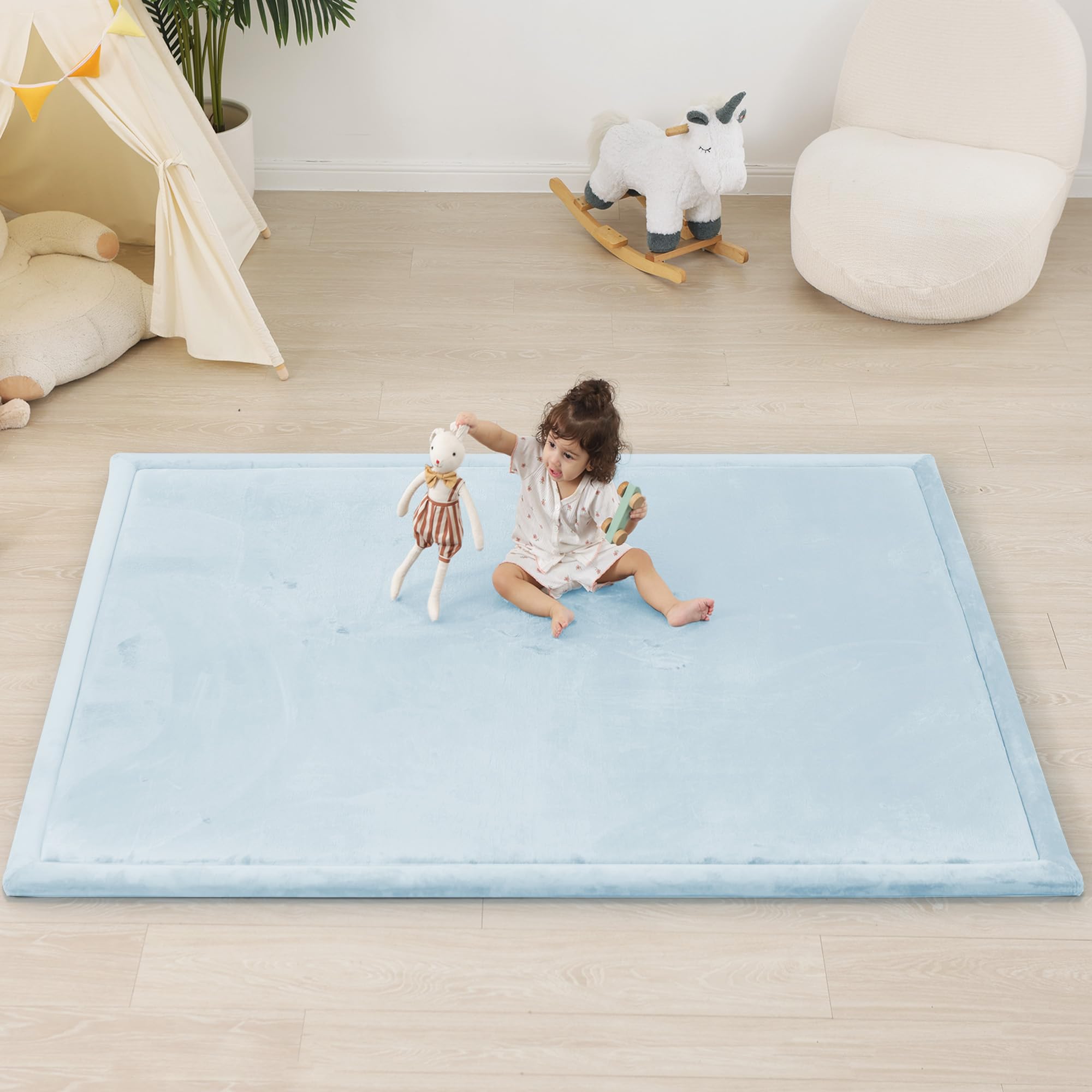 PaPaMat guidance on unrolling and restoring shape with steam or ironing.