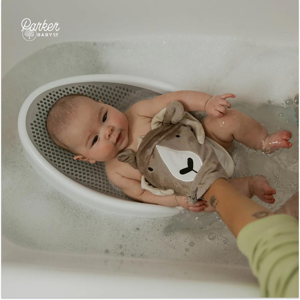 Parker Baby Co bath mitt machine-washable ensures easy cleaning and longevity