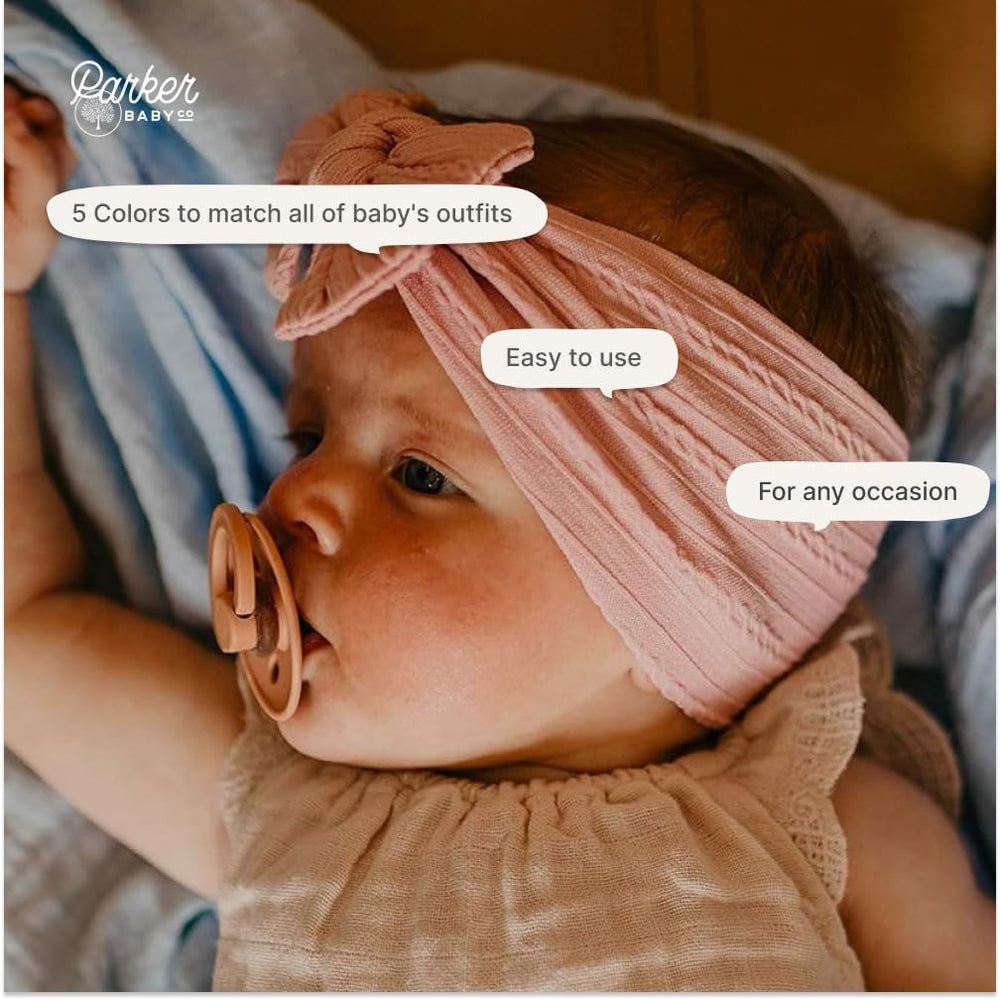 Parker Baby Co. adjustable slip-on headband stays secure during playtime.