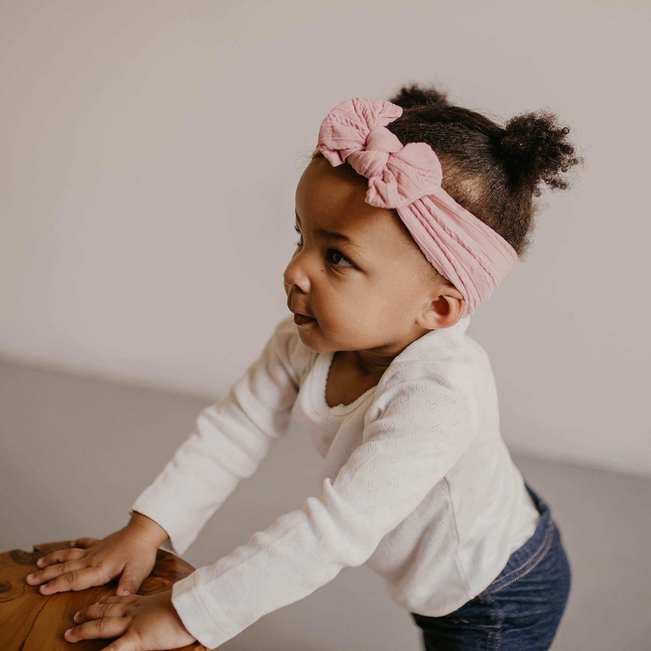 Parker Baby Co. five-pack headbands coordinate easily with multiple outfits.