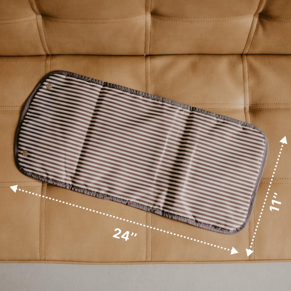 Parker Baby Co machine-washable-changing-pad being washed