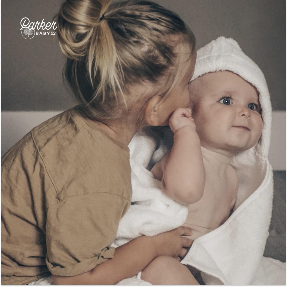 Parker Baby Co. gift-ready hooded towel set appeals as a baby shower gift