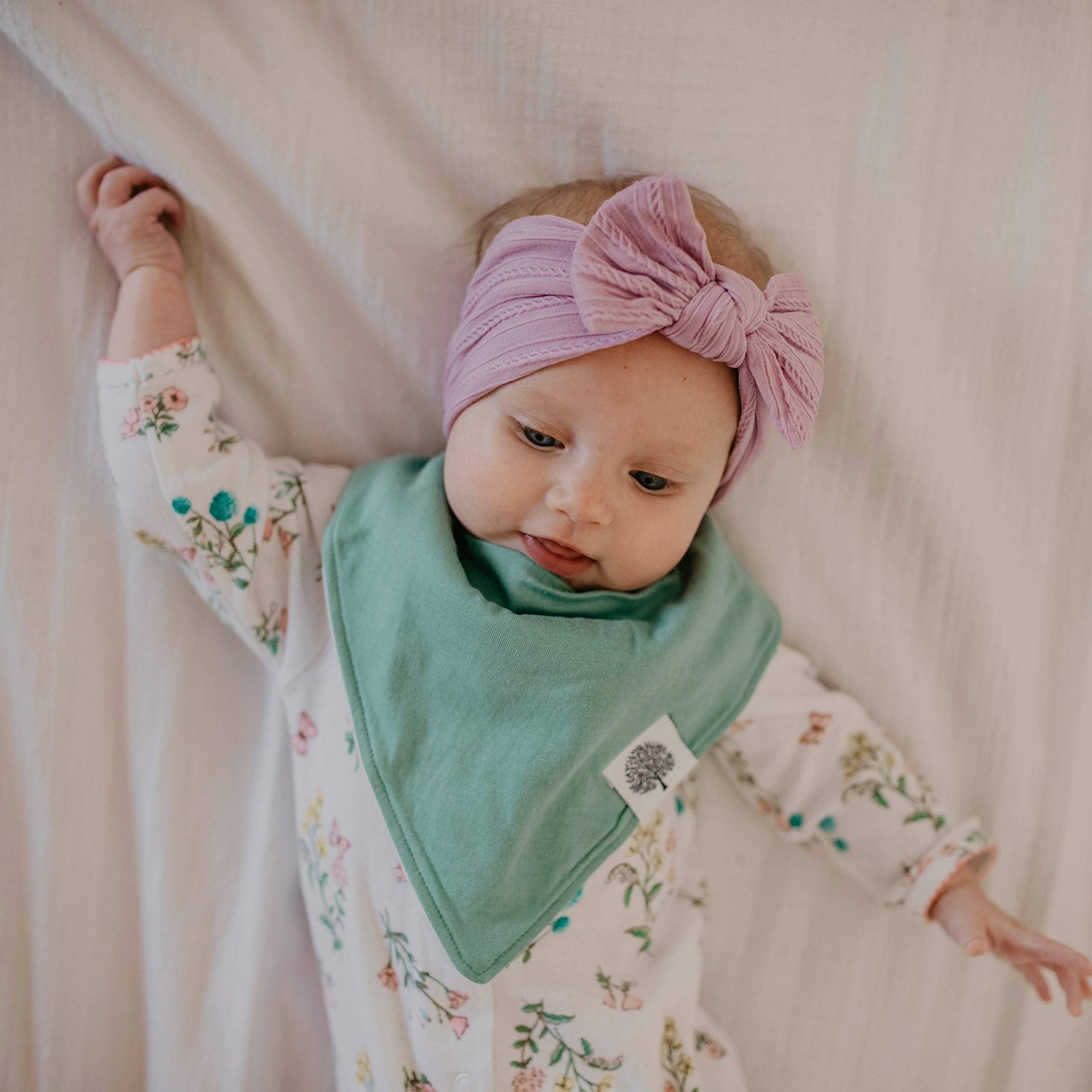 Parker Baby Estes Set close-up shows nickel-free snaps for gentle secure fit