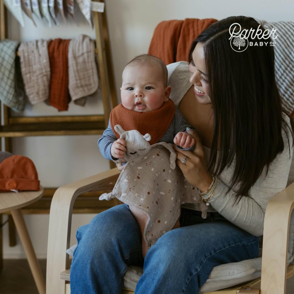 Parker Baby Muslin Lovey easy-care, quick-dry fabric in use.