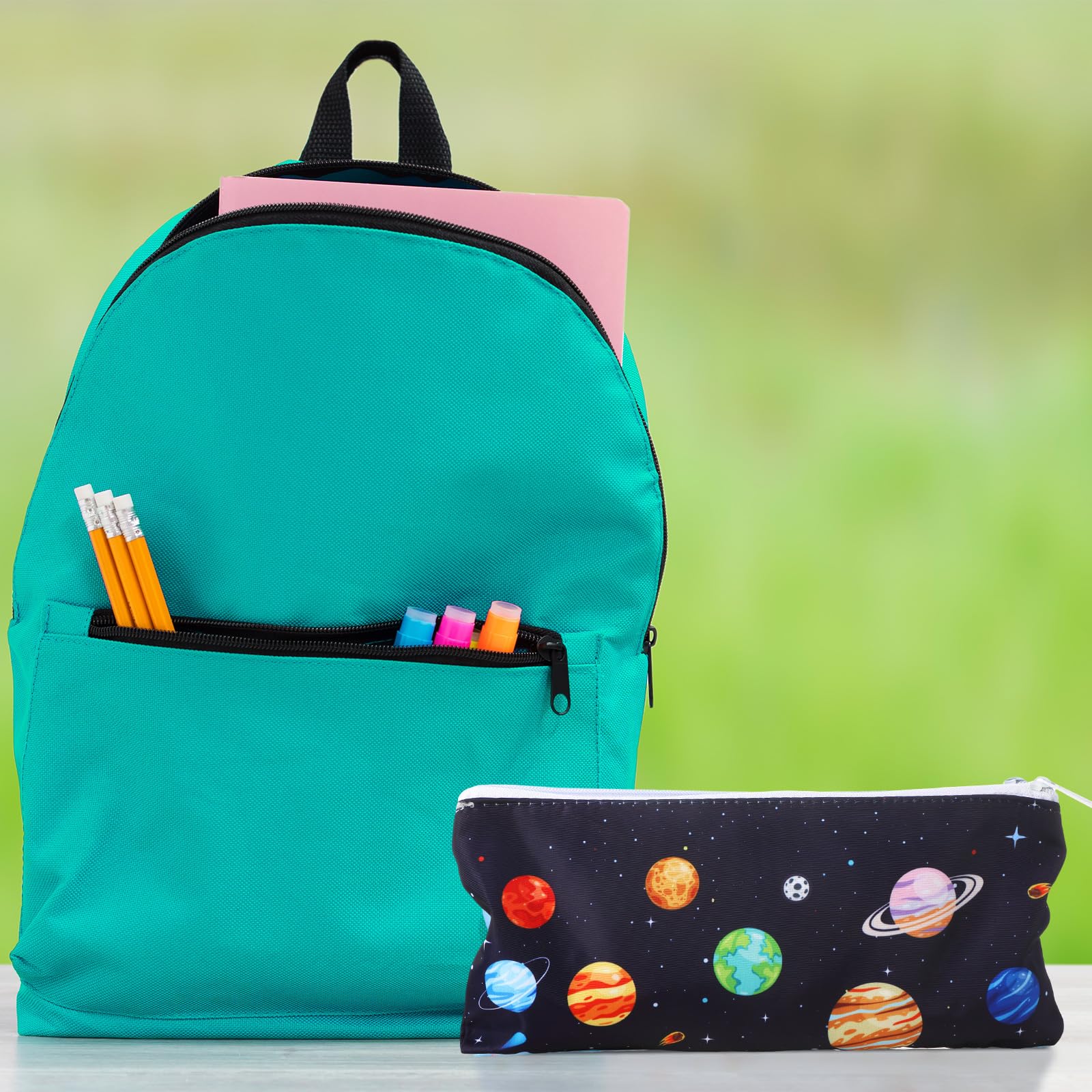 Paterr reusable snack bags waterproof outer layer—easy to wipe clean.