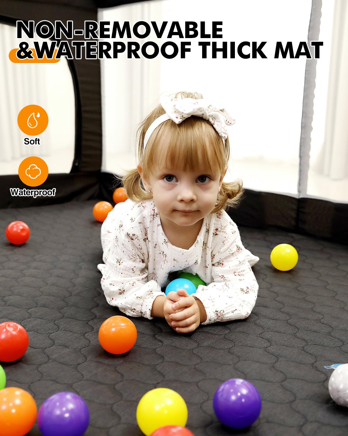 Patywaga playpen black mat closeup highlights non-removable cushioned surface