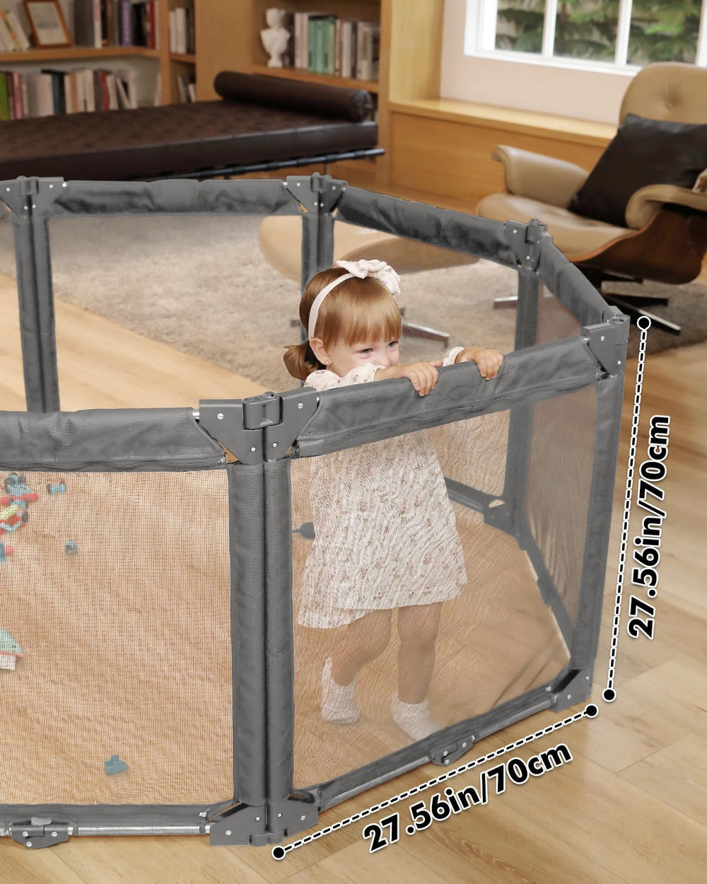 Patywaga wide opening installation shows slip-free suction cups for easy, damage-free setup.