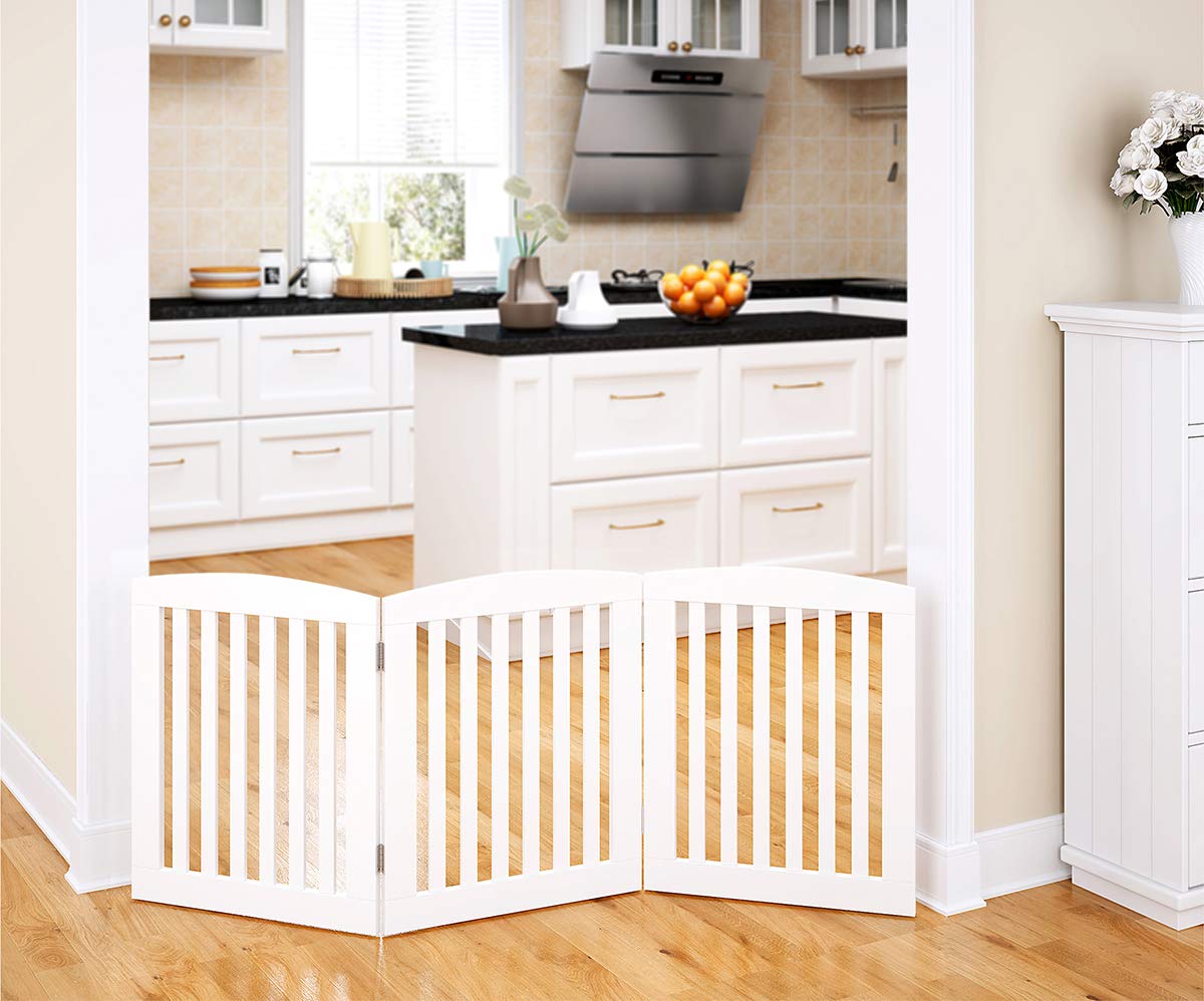 PAWLAND freestanding gate standing securely without installation