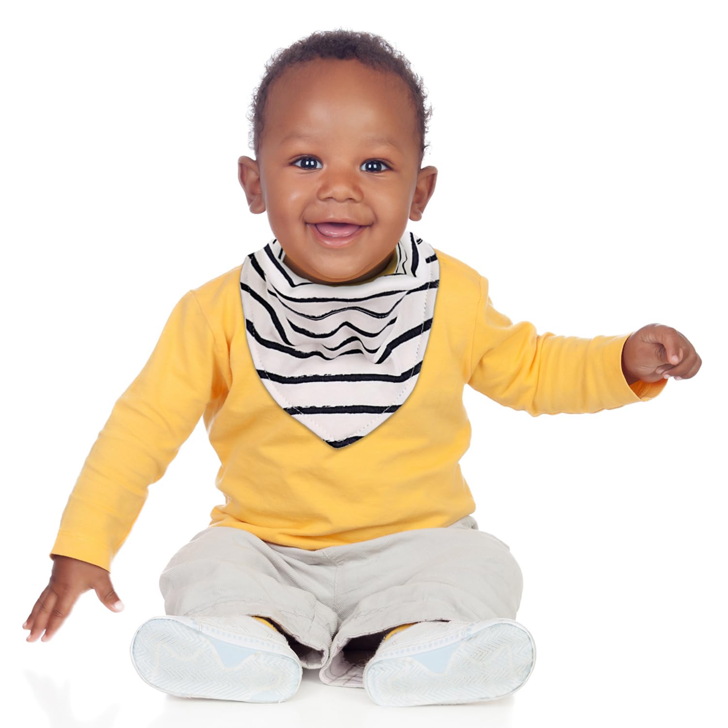 Durable daily-use The Peanutshell bibs protect outfits from spills and teething drool.