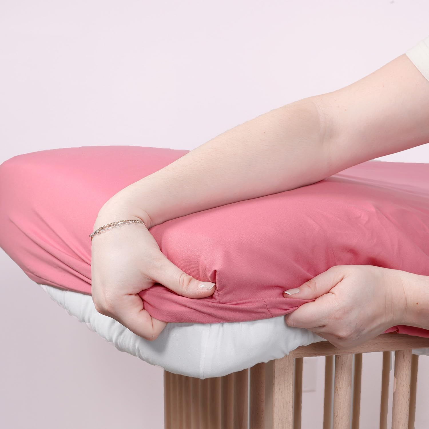 The Peanutshell easy-care crib sheets are machine washable for busy households.