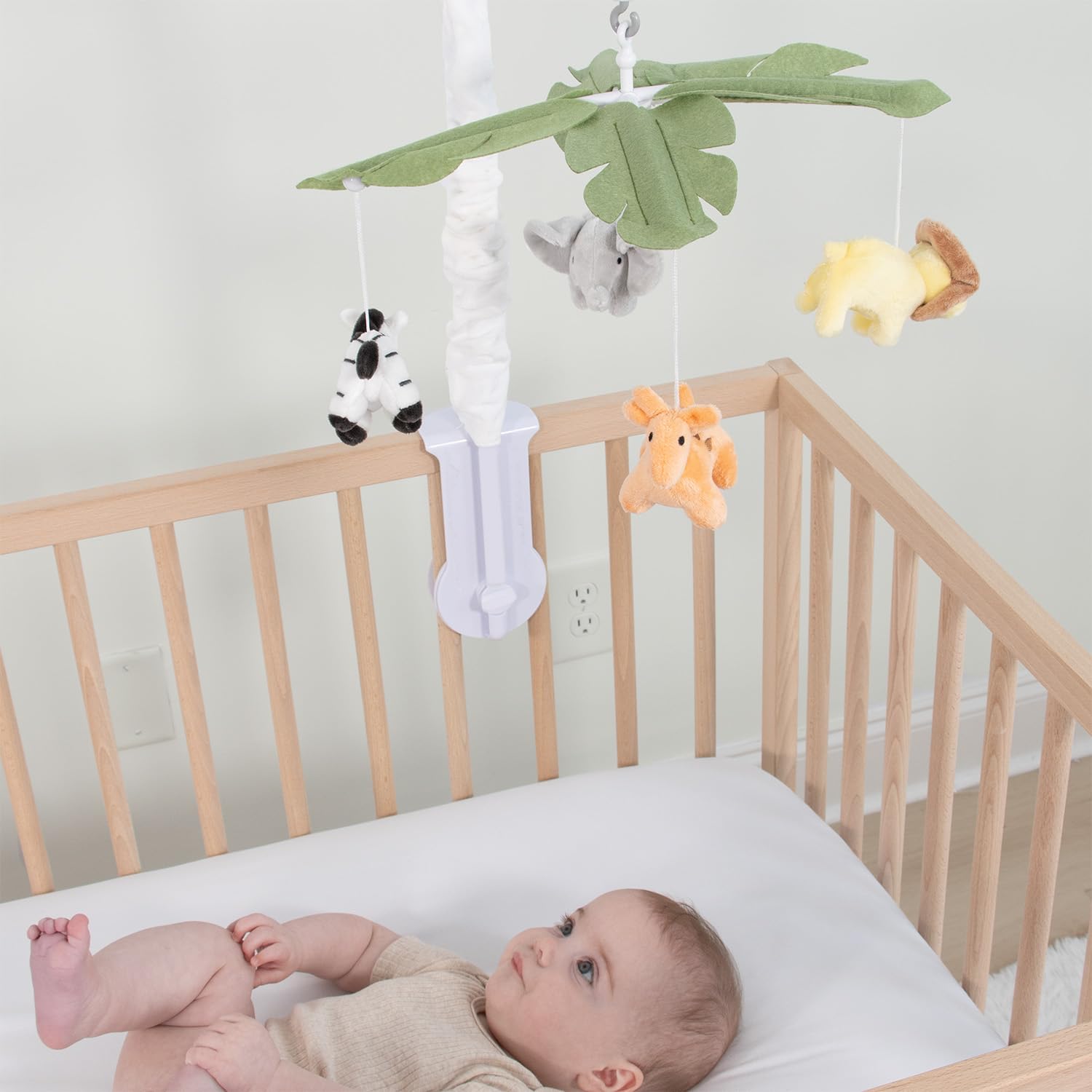 The Peanutshell nursery decor enhances room aesthetics and baby engagement.