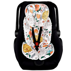 Pea Pod Retro Floral head support provides gentle neck stabilization during car rides.