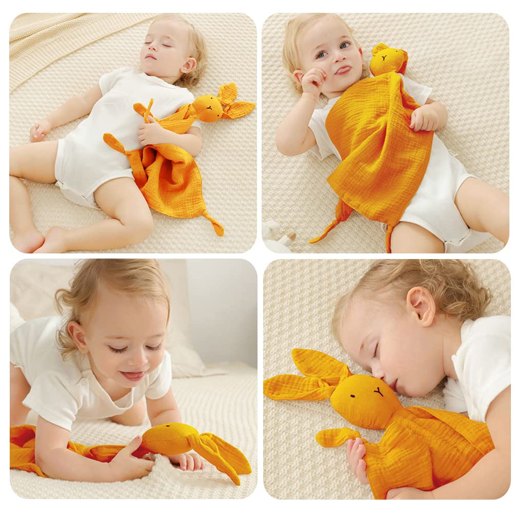 PEIPEIWU Lovey double-layer muslin calms during cuddle time.