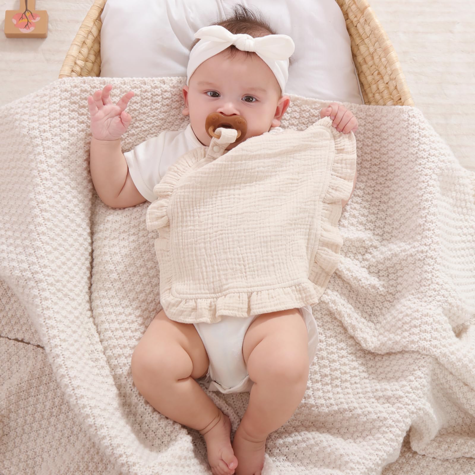 PEIPEIWU Loveys knots teething style promotes grip and soothing exploration